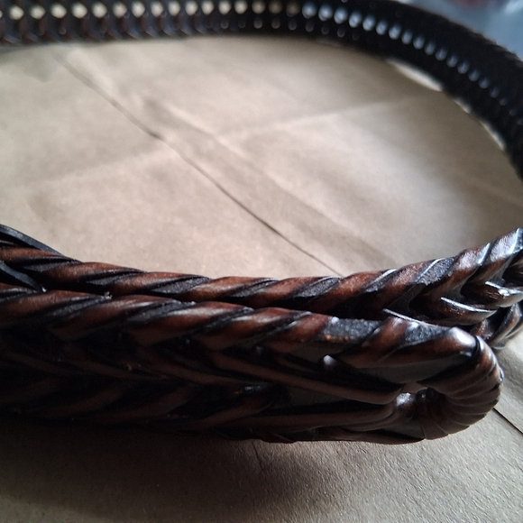 Nike 32" Genuine Leather Belt - Picture 6 of 7